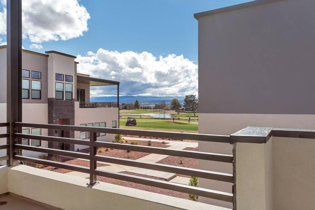 Villa 18 - 4 Bedroom! Year Round Heated Pool & Hot Tub! Games! Golf! Tennis! St. George Exterior photo